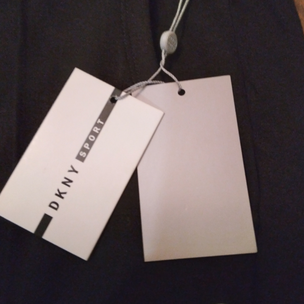 DKNY Women's Yoga Jogger Pants - Picture 3 of 3